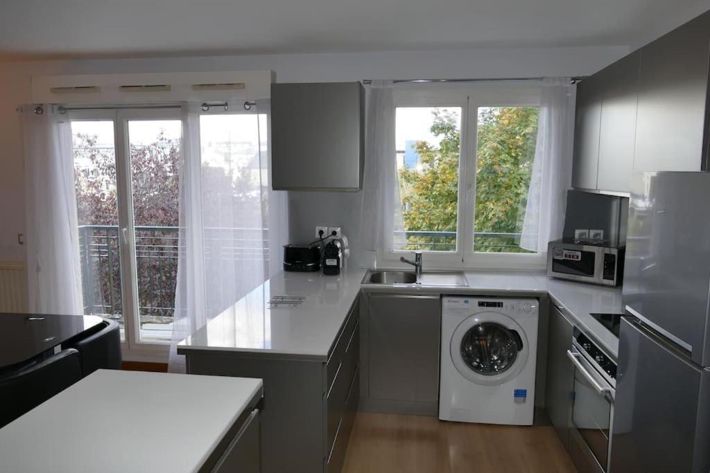 Disneyland Paris 70m² Face Parc, Place Ariane Serris