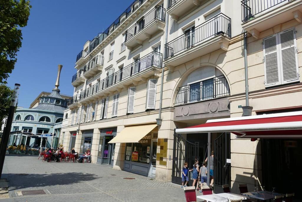 Disneyland Paris 70m² Face Parc, Place Ariane