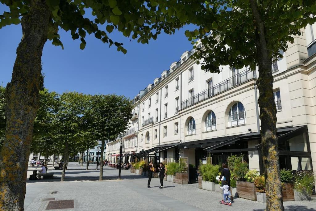 Appartement Disneyland Paris 70m² Face Parc, Place Ariane *